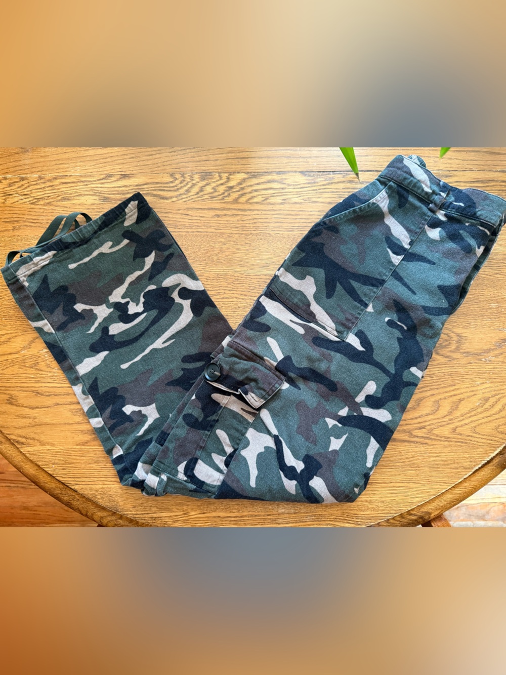 Women’s Camo Cargo Pants